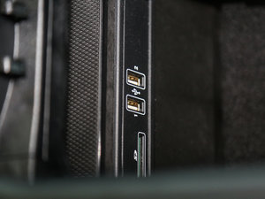 2017GLC 260 4MATIC ISUV g