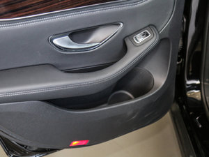 2017GLC 260 4MATIC ISUV g