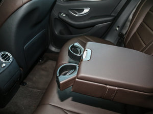 2017GLC 260 4MATIC ISUV g