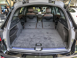 2017GLC 260 4MATIC ISUV g