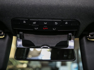 2017GLC 260 4MATIC ISUV g