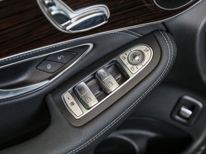 2017GLC 260 4MATIC ISUV {܇ƅ^(q)	