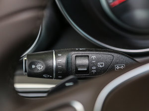 2017GLC 260 4MATIC ISUV п؅^(q)