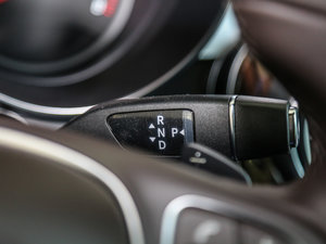 2017GLC 260 4MATIC ISUV п؅^(q)