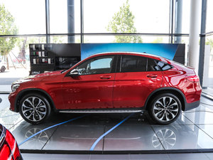 2017GLC 260 4MATIC ISUV w^