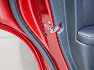 2017GLC 260 4MATIC ISUV g