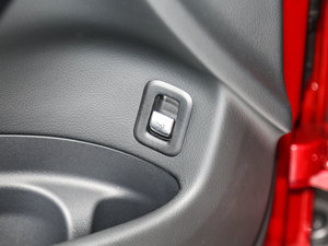 2017GLC 260 4MATIC ISUV g