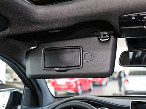 2017GLC 260 4MATIC ISUV g