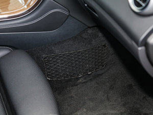 2017GLC 260 4MATIC ISUV g