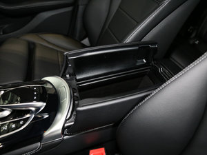 2017GLC 200 4MATIC ISUV g