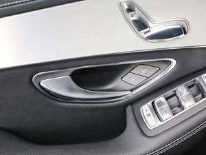 2017GLC 200 4MATIC ISUV g