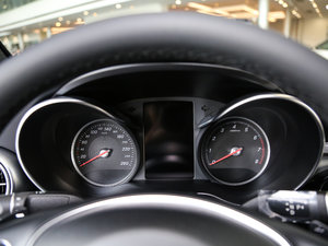 2017GLC 200 4MATIC ISUV x