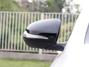 2017GLC 200 4MATIC ISUV ^