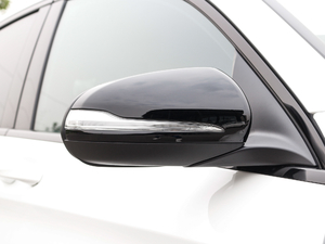 2017GLC 200 4MATIC ISUV ^