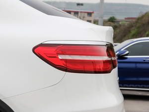 2017GLC 200 4MATIC ISUV (x)(ji)^