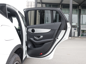 2017GLC 200 4MATIC ISUV g