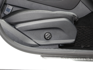 2017GLC 200 4MATIC ISUV g