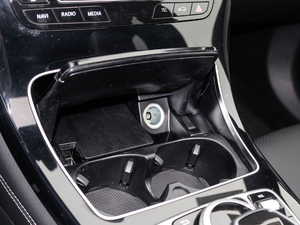 2017GLC 200 4MATIC ISUV g