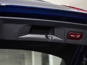 2017GLC 260 4MATIC ISUV g