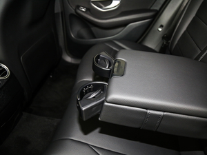 2017GLC 260 4MATIC ISUV g