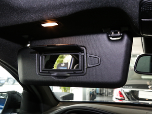 2017GLC 260 4MATIC ISUV (yng)壨