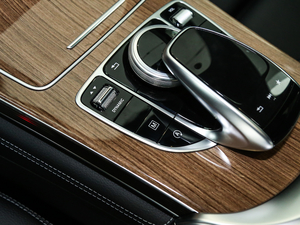 2017GLC 260 4MATIC ISUV п؅^