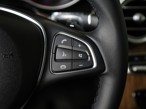 2017GLC 260 4MATIC ISUV п؅^