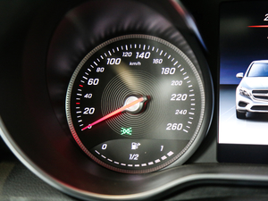 2017GLC 260 4MATIC ISUV п؅^