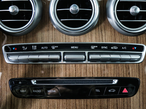 2017GLC 260 4MATIC ISUV п؅^