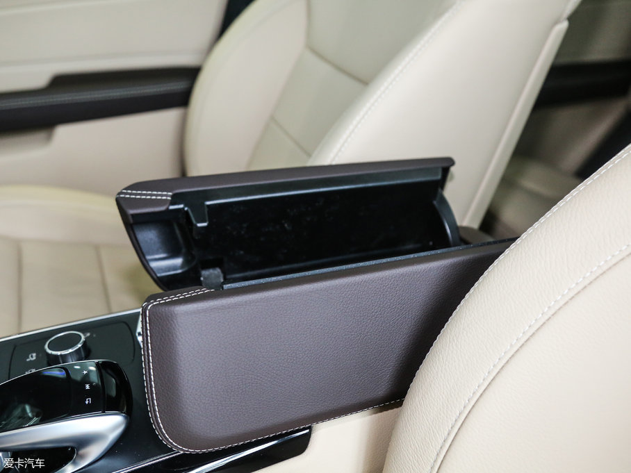 2017��YGLS GLS 400 4MATIC ���A��