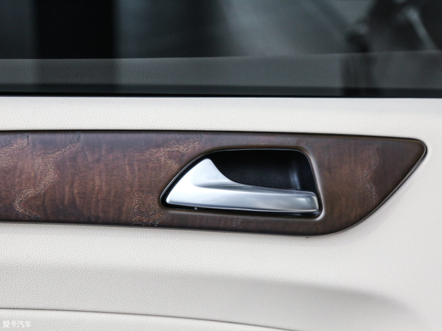 2017��YGLS GLS 400 4MATIC ���A��