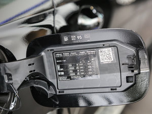 2017GLS 400 4MATIC A (x)(ji)^