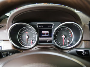 2017GLS 400 4MATIC A x