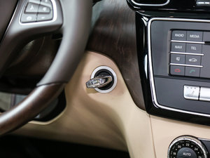 2017GLS 400 4MATIC A п؅^(q)