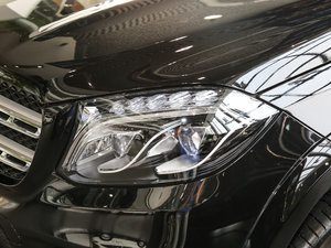 2017GLS 500 4MATIC ^