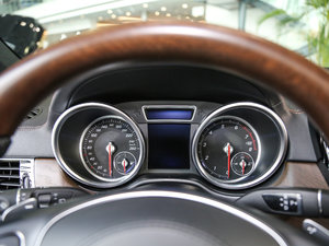 2017GLS 500 4MATIC x