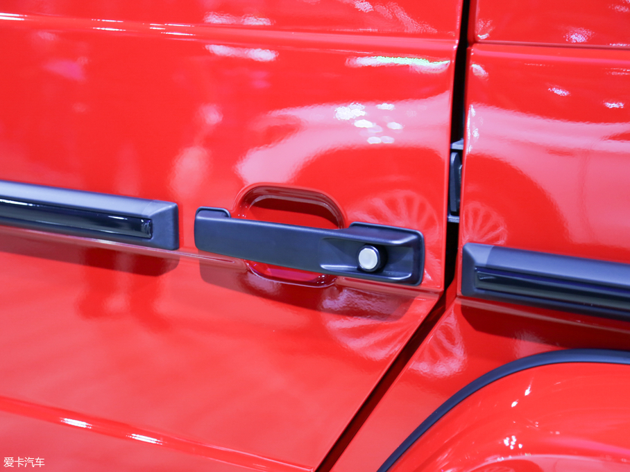 2017YG G 500 Designo ĵذ