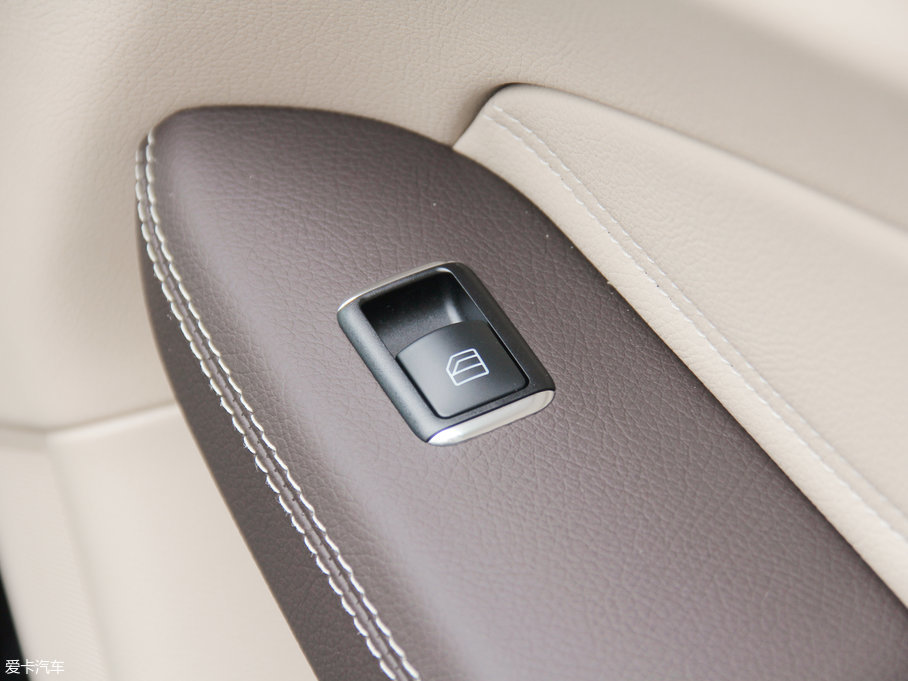 2017YGLE GLE 320 4MATIC A