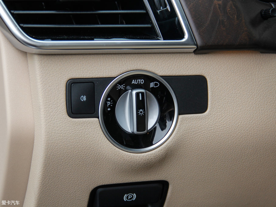 2017YGLE GLE 320 4MATIC A