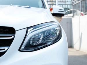 2017款GLE 320 4MATIC 动感型 大灯