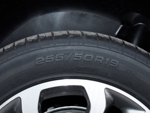 2017款GLE 320 4MATIC 动感型 轮胎尺寸