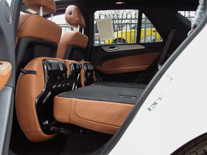 2017款GLE 450 AMG 4MATIC 后排座椅放倒