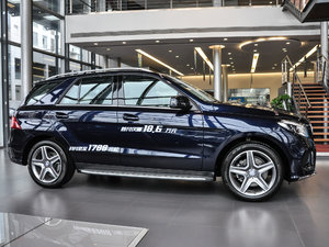 2017GLE 400 4MATIC w^