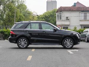 2017款GLE 320 4MATIC 豪华型 整体外观