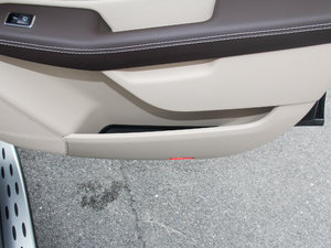 2017款GLE 320 4MATIC 豪华型 空间座椅