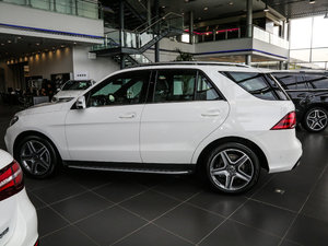 2017GLE 400 4MATIC w^