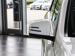 2017GLE 400 4MATIC ^