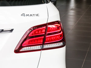 2017GLE 400 4MATIC β