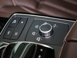 2017GLE 400 4MATIC п؅^