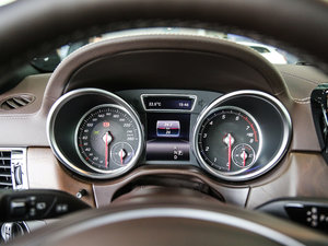 2017GLE 400 4MATIC x